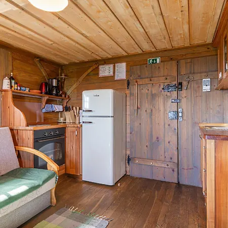 Vineyard Skatlar Otocec